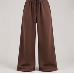 Wide-Leg Sweatpants in Brown