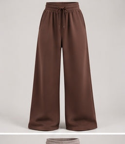 Wide-Leg Sweatpants in Brown